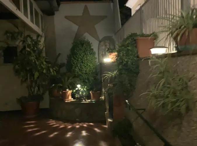 Bed & Breakfast Hedera Capri 4*